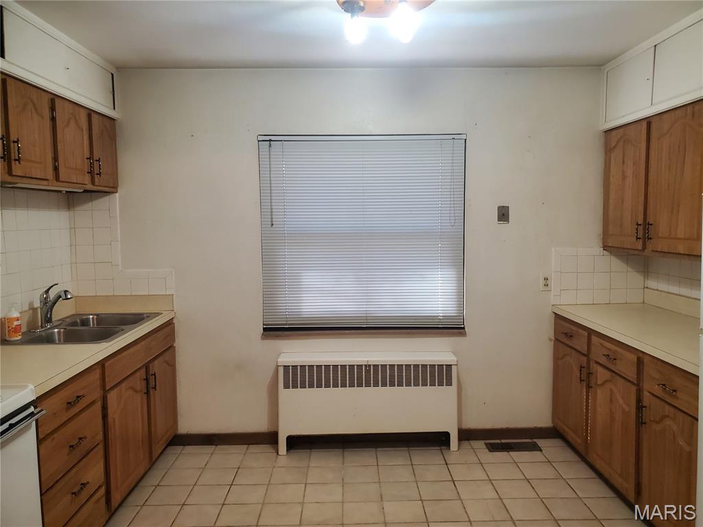 9005 Lebanon Road Belleville, IL 62223 - Photo 8 of 47