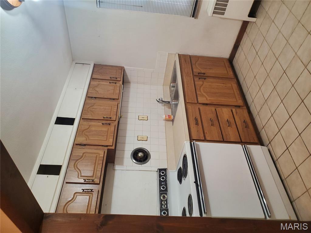 9005 Lebanon Road Belleville, IL 62223 - Photo 9 of 47