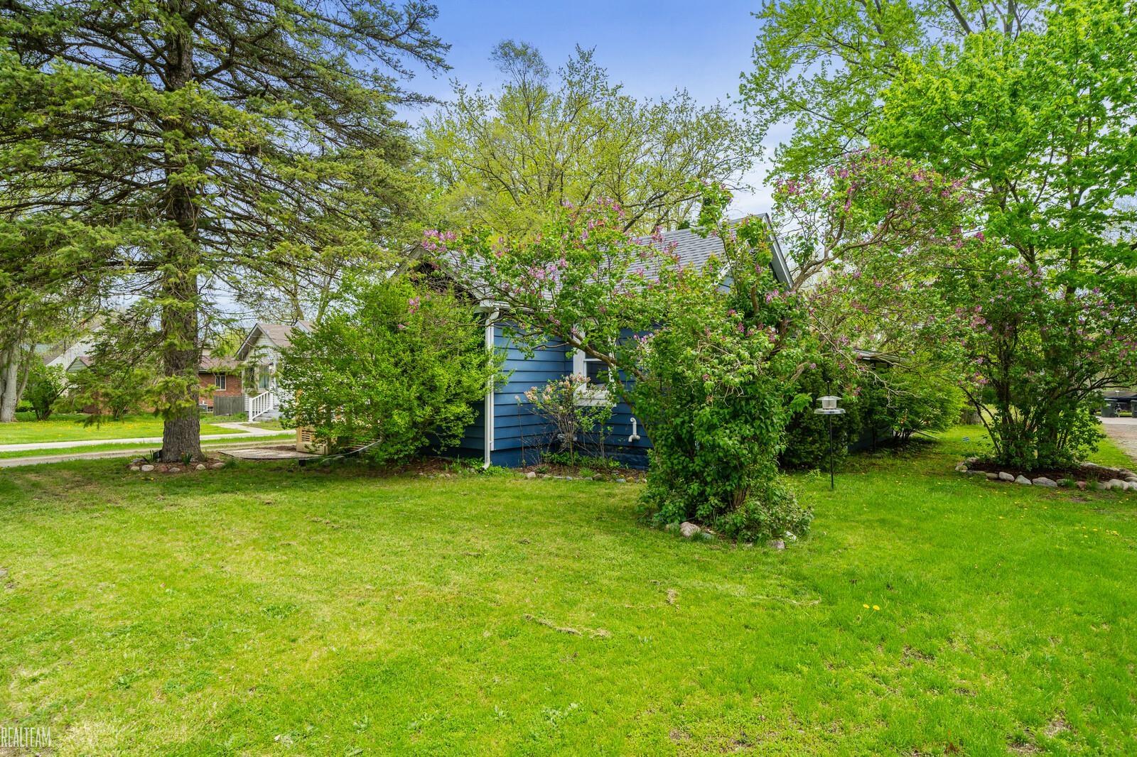 3127 Devondale Road Rochester Hills, MI 48309 - Photo 3 of 23