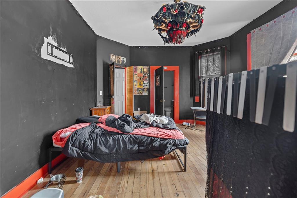 545 Tennessee Street Lawrence, KS 66044 - Photo 11 of 53