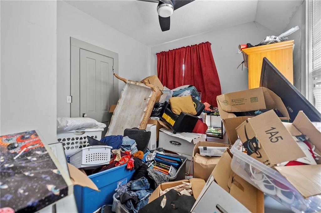 545 Tennessee Street Lawrence, KS 66044 - Photo 15 of 53