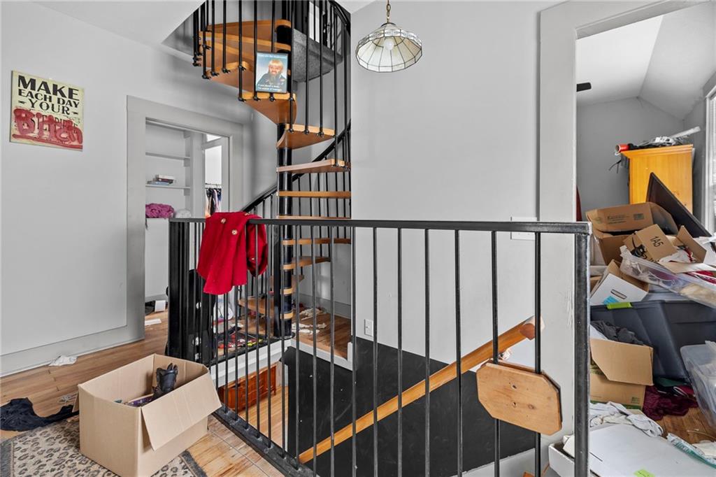 545 Tennessee Street Lawrence, KS 66044 - Photo 16 of 53