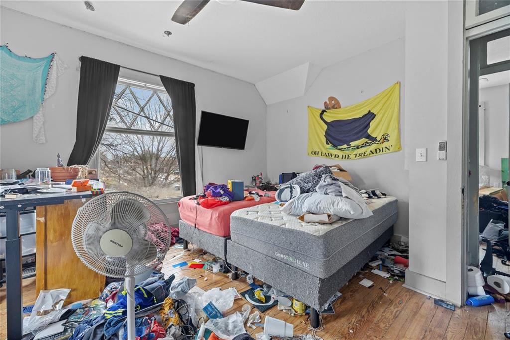 545 Tennessee Street Lawrence, KS 66044 - Photo 19 of 53