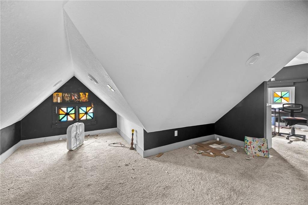 545 Tennessee Street Lawrence, KS 66044 - Photo 24 of 53