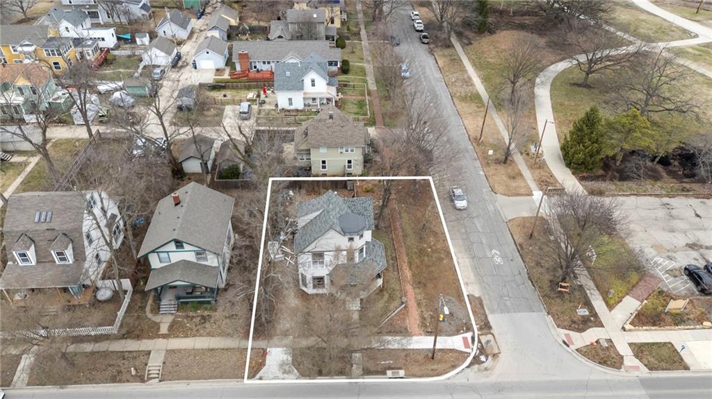 545 Tennessee Street Lawrence, KS 66044 - Photo 34 of 53