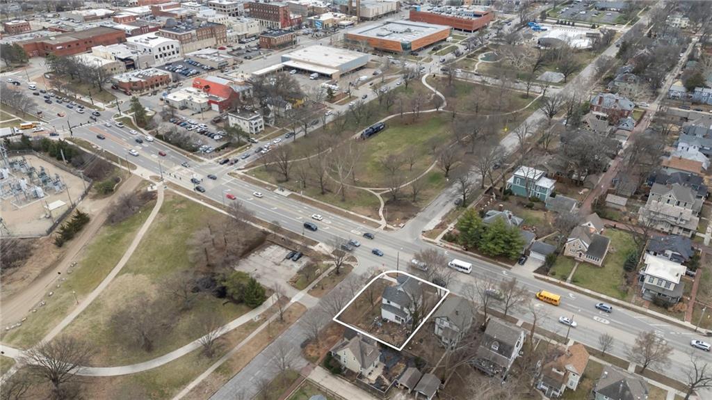 545 Tennessee Street Lawrence, KS 66044 - Photo 41 of 53