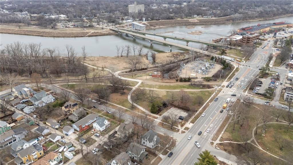 545 Tennessee Street Lawrence, KS 66044 - Photo 46 of 53