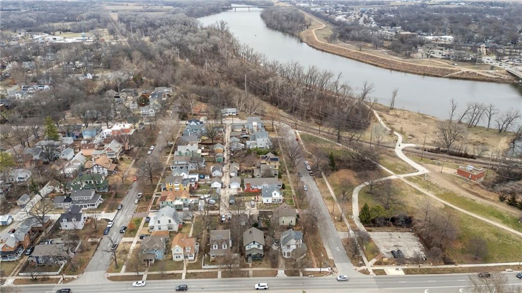 545 Tennessee Street Lawrence, KS 66044 - Photo 47 of 53