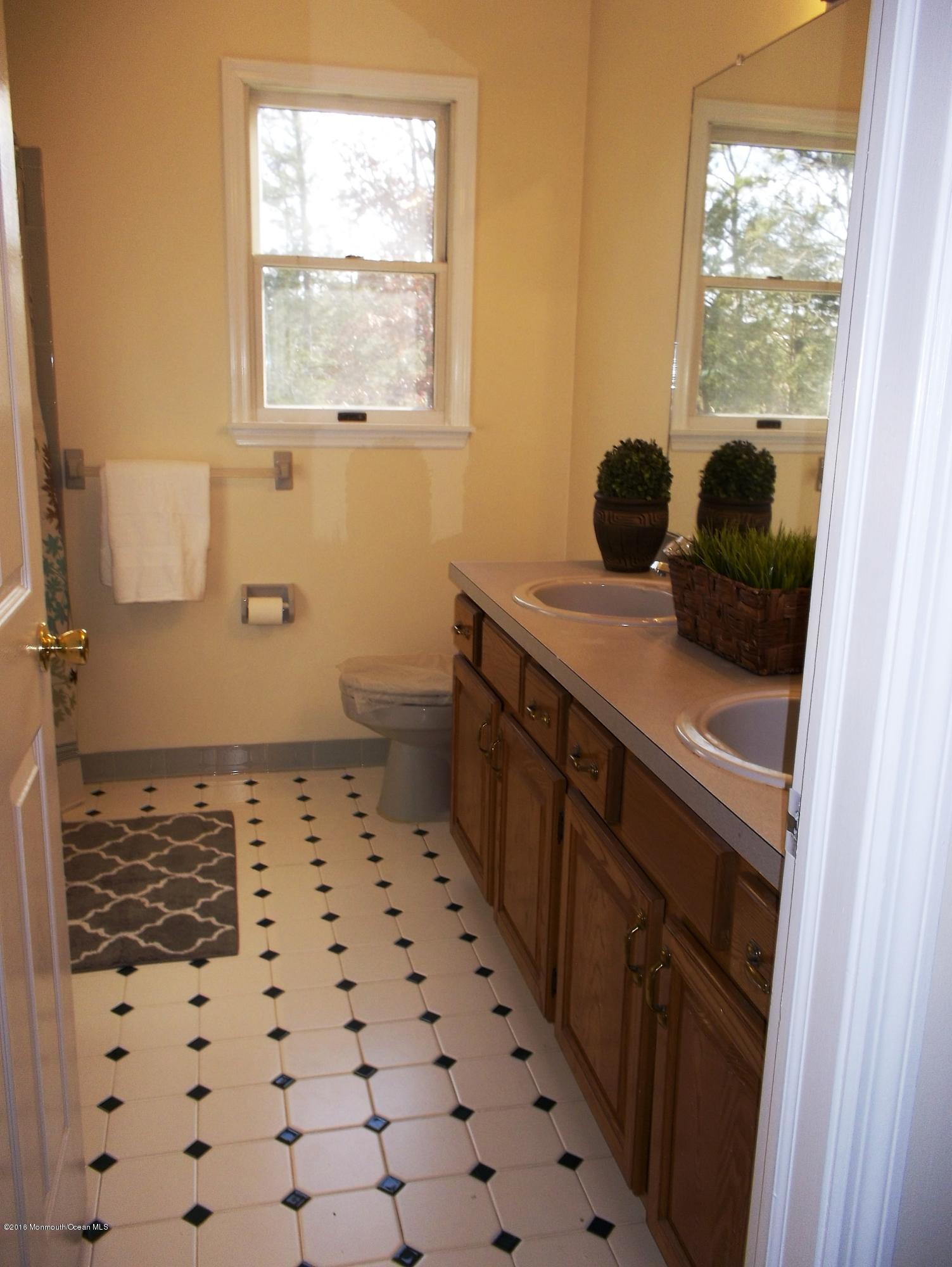 618 Yellowbrick Road Brick, NJ 08724 - Photo 17 of 25 2015-12-06 12.24.35