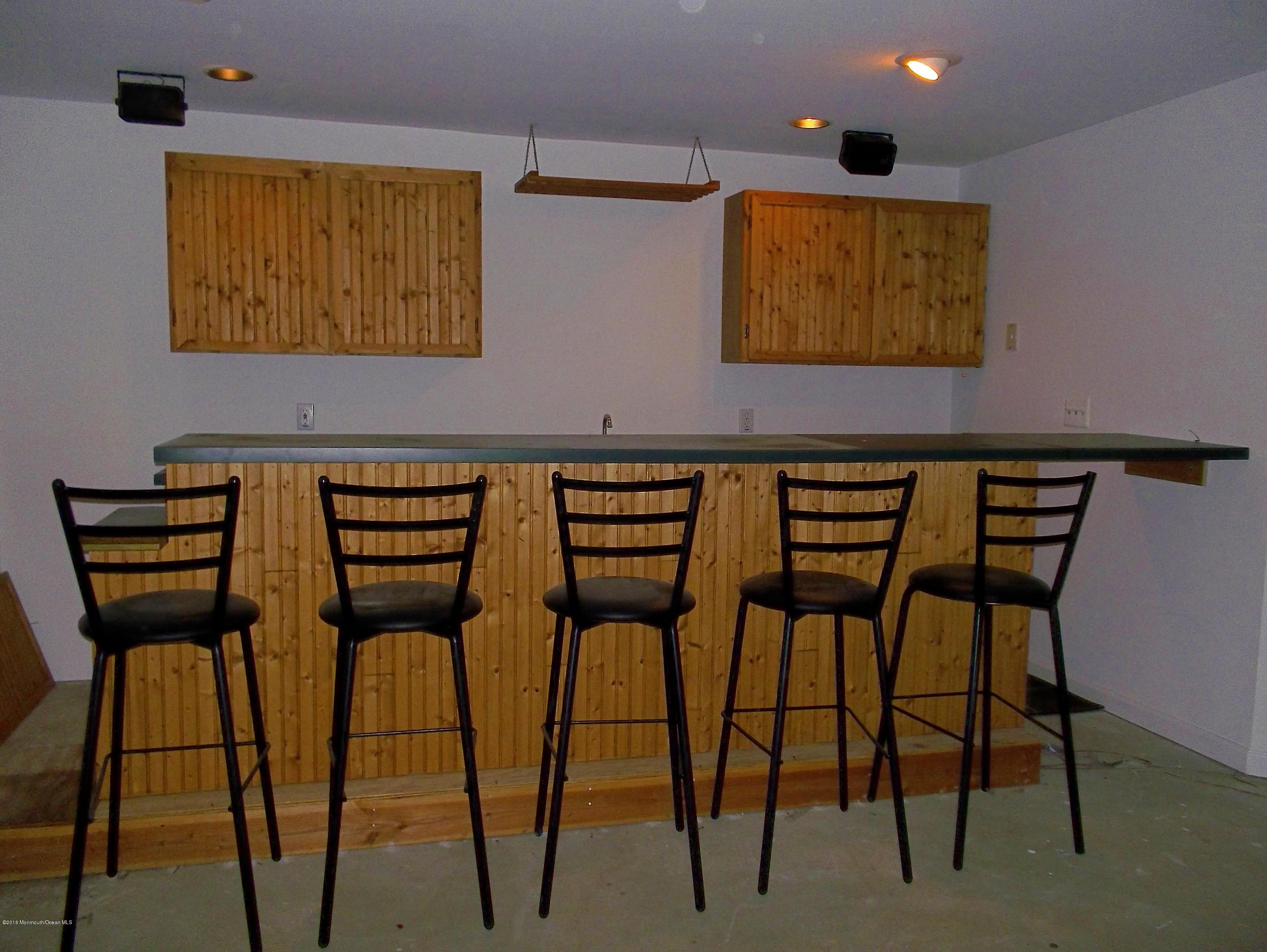 618 Yellowbrick Road Brick, NJ 08724 - Photo 21 of 25 basement bar