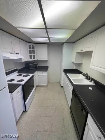 $1,200 | 241 Misty Isle Lane, Unit D, Las Vegas, NV 89107