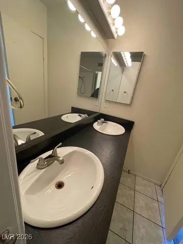 $1,200 | 241 Misty Isle Lane, Unit D, Las Vegas, NV 89107