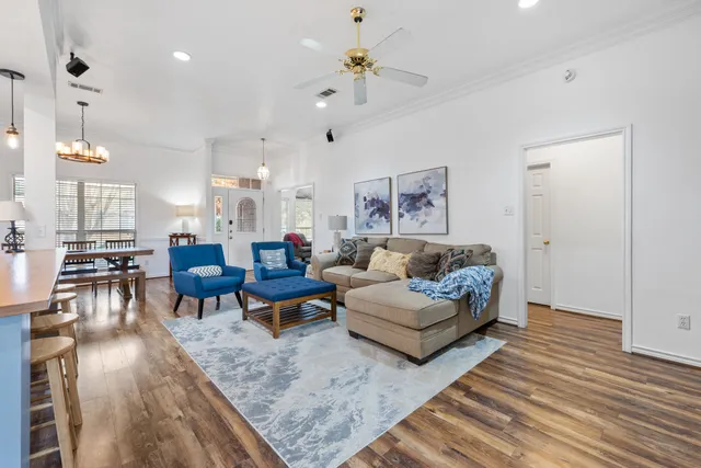 $374,900 | 714 Brussels Drive, College Station, TX 77845