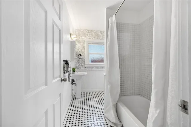 $499,999 | 5940 Stanley Avenue, Carmichael, CA 95608