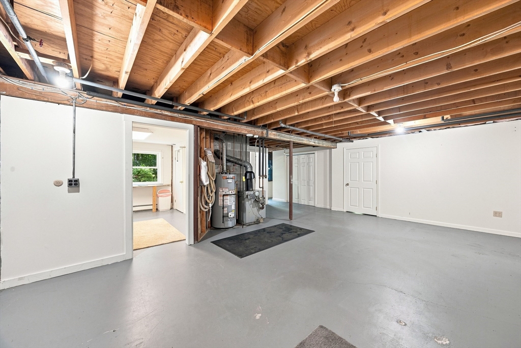 81 Warren Road Townsend, MA 01469 - Photo 26 of 40 Gallery Image 26