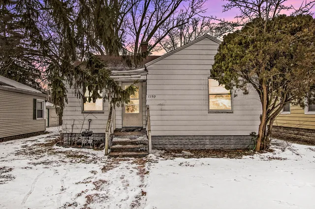 $79,900 | 1190 Monroe Street, Benton Harbor, MI 49022