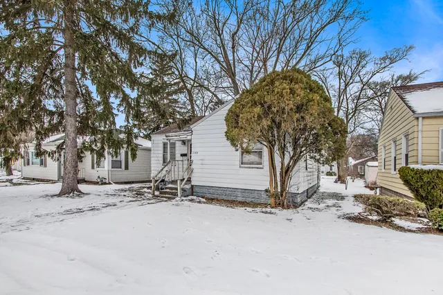 $79,900 | 1190 Monroe Street, Benton Harbor, MI 49022