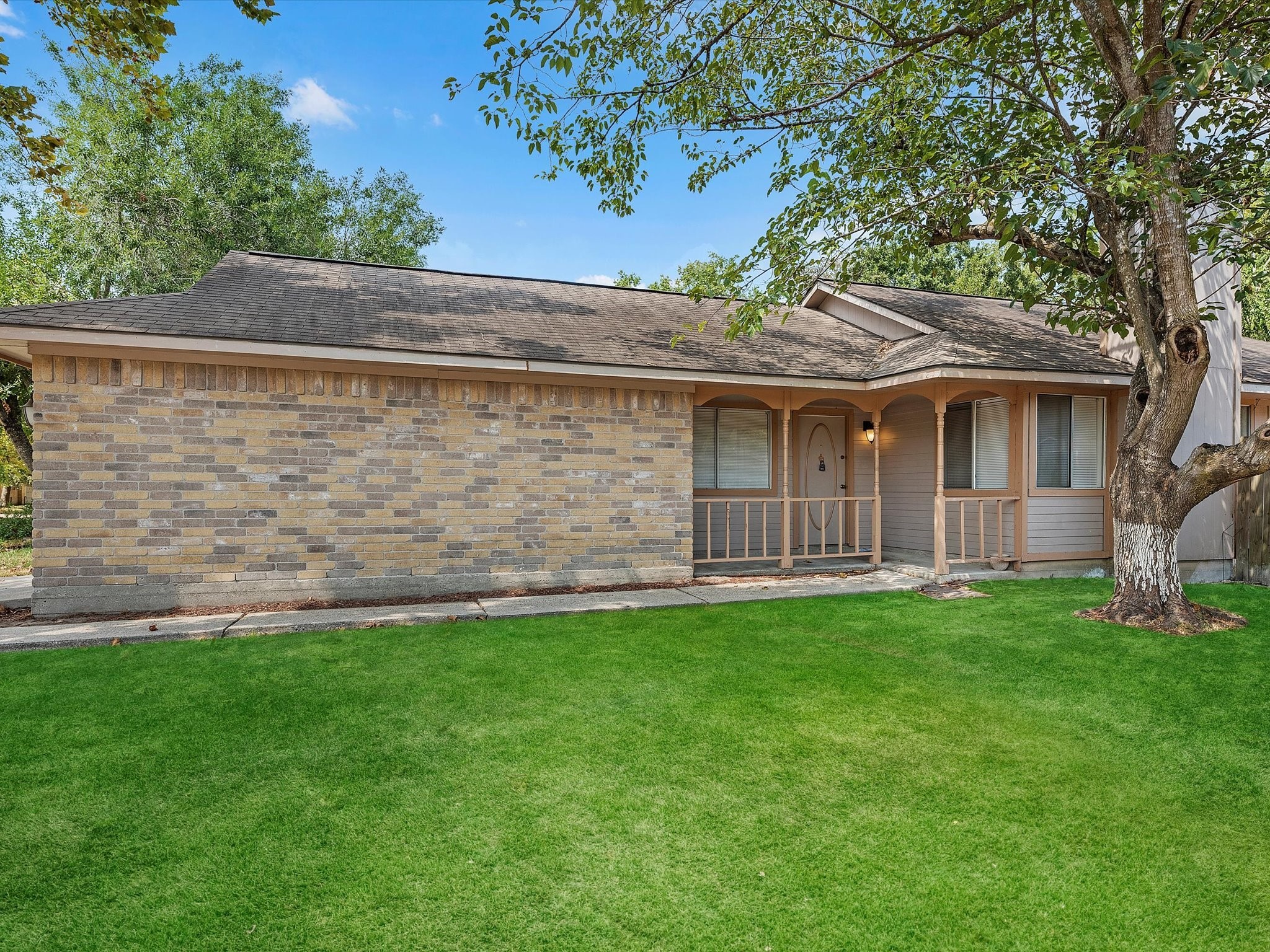 23526 Tree House Lane Spring, TX 77373 - Photo 2 of 22