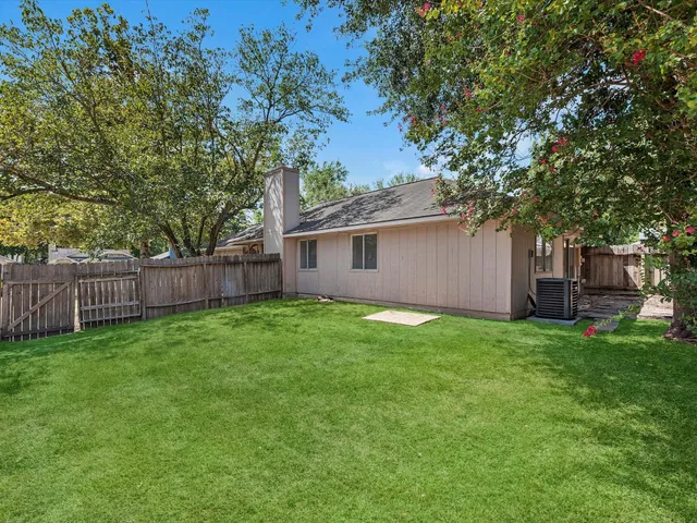 $1,850 | 23526 Tree House Lane, Spring, TX 77373