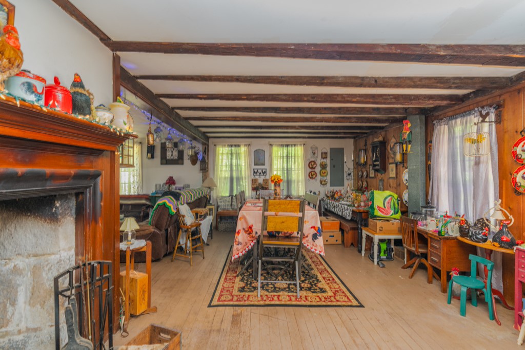 260 Spring Street Hopkinton, RI 02832 - Photo 12 of 25