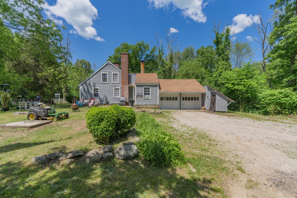 260 Spring Street Hopkinton, RI 02832 - Photo 4 of 25