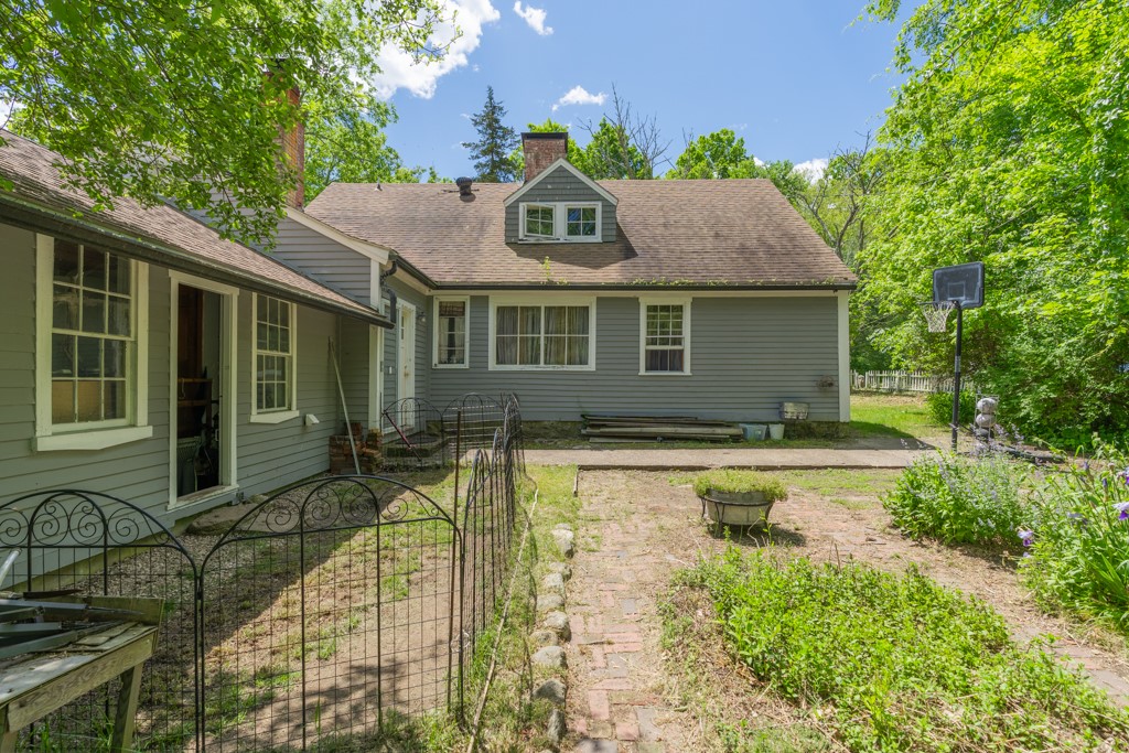 260 Spring Street Hopkinton, RI 02832 - Photo 7 of 25