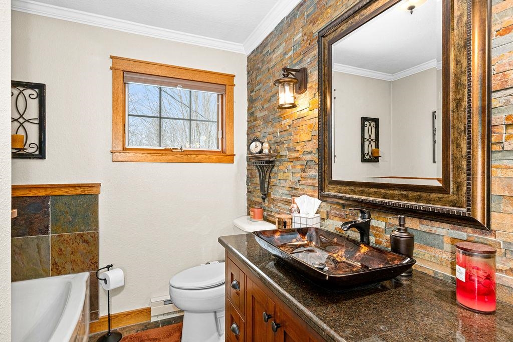 3970 Old Midway Road Hermantown, MN 55810 - Photo 11 of 48