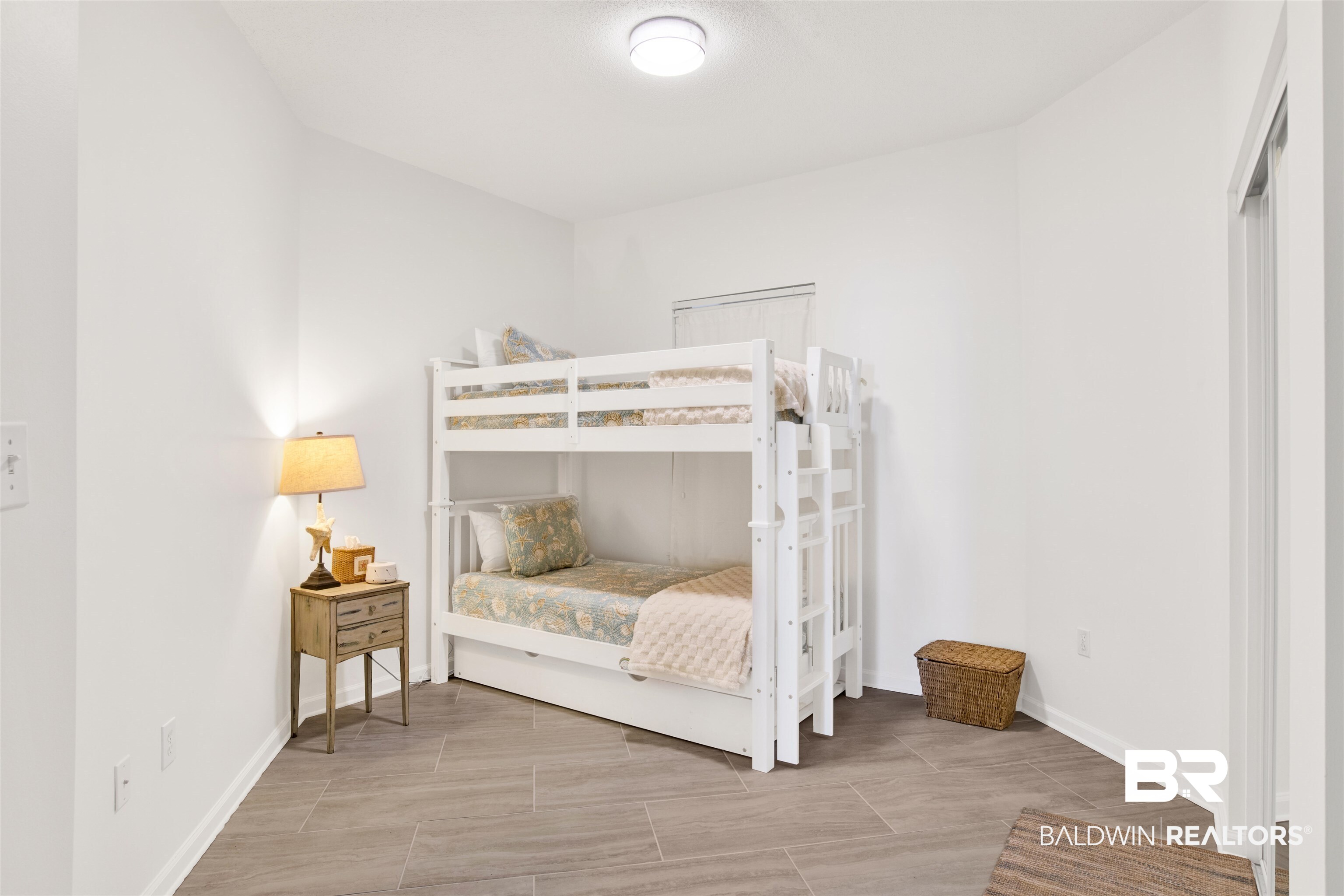 27282 Canal Road, Unit 404 Orange Beach, AL 36561 - Photo 19 of 52 Bunk Room