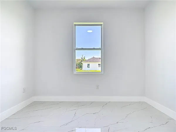 $2,100 | 5002 Bygone Street, Lehigh Acres, FL 33971