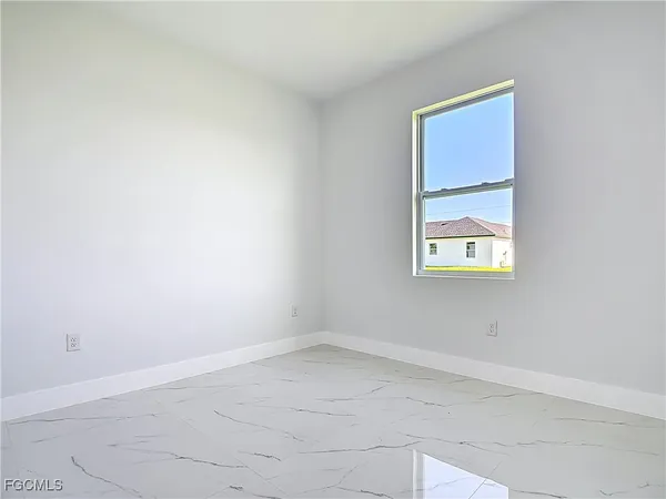 $2,100 | 5002 Bygone Street, Lehigh Acres, FL 33971