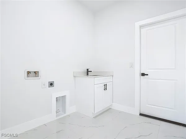 $2,100 | 5002 Bygone Street, Lehigh Acres, FL 33971