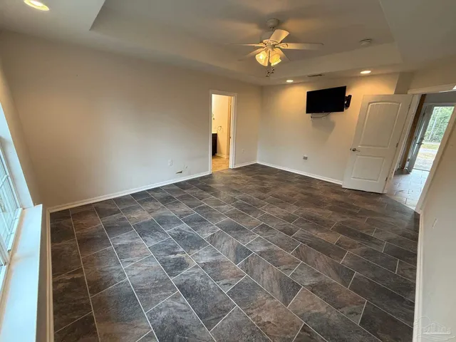 $1,925 | 6640 Tidal Bay Drive, Milton, FL 32583