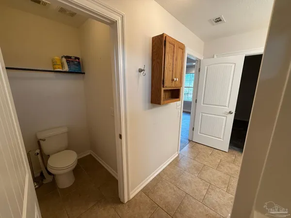 $1,925 | 6640 Tidal Bay Drive, Milton, FL 32583