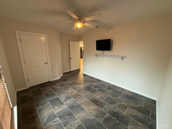 $1,925 | 6640 Tidal Bay Drive, Milton, FL 32583