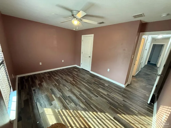 $1,925 | 6640 Tidal Bay Drive, Milton, FL 32583