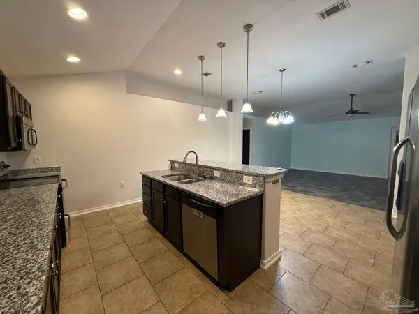 $1,925 | 6640 Tidal Bay Drive, Milton, FL 32583