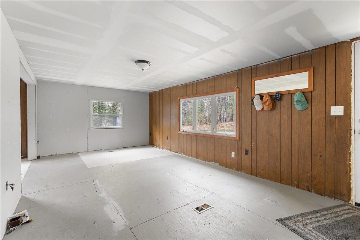 1194 Sheldon Brook Road Kirby, VT 05851 - Photo 13 of 26