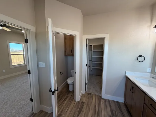 $2,400 | 406 Essex Lane, Wolfforth, TX 79382