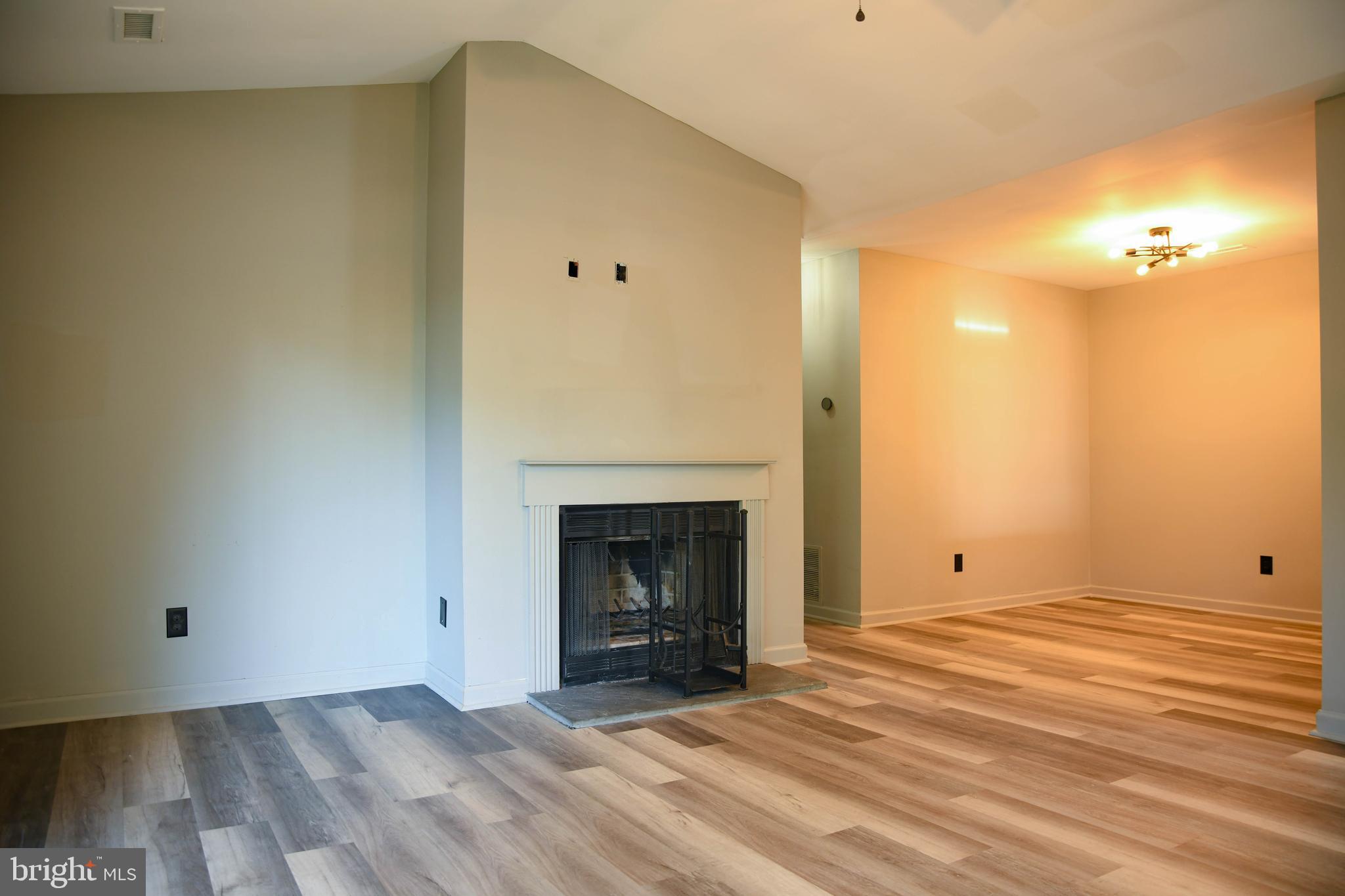 434 Atlanta Court Sewell, NJ 08080 - Photo 2 of 48