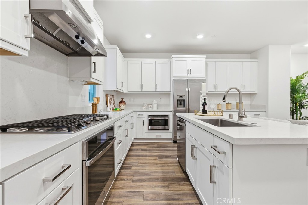 167 Waypoint Tustin, CA 92782 - Photo 15 of 31