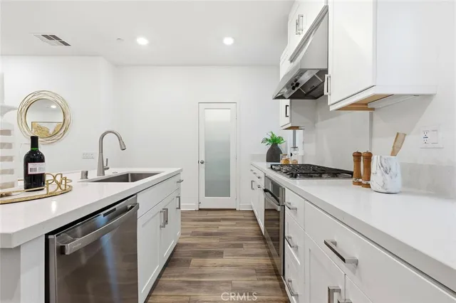 $1,100,000 | 167 Waypoint, Tustin, CA 92782