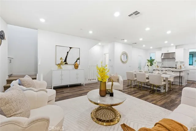 $1,100,000 | 167 Waypoint, Tustin, CA 92782