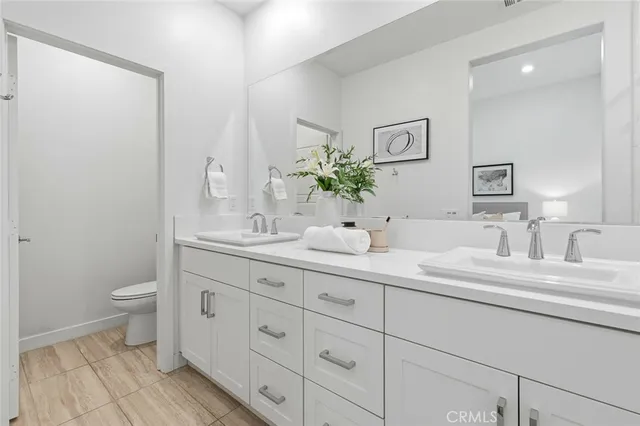 $1,100,000 | 167 Waypoint, Tustin, CA 92782