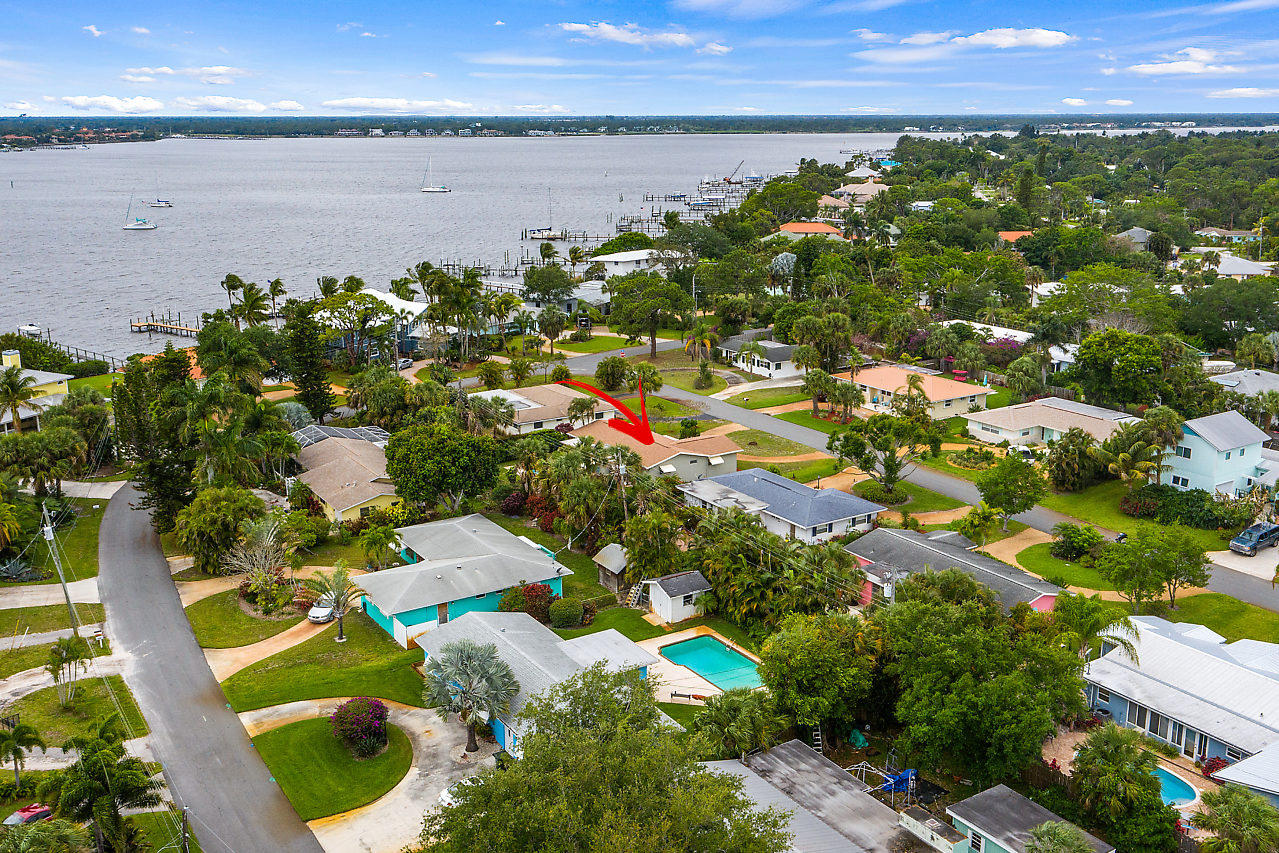 913 Northwest New Providence Road Stuart, FL 34994 - Photo 31 of 34 034-913NewProvidence-Stuart-FL-small