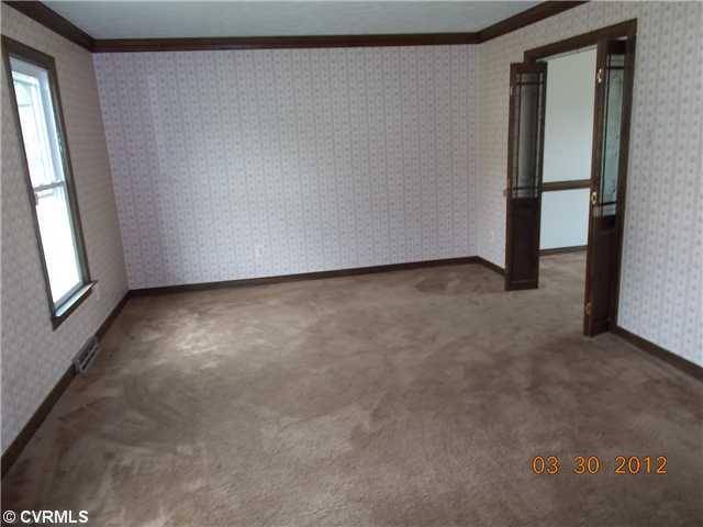 8300 Recreation Road Henrico, VA 23231 - Photo 6 of 12 Living Room