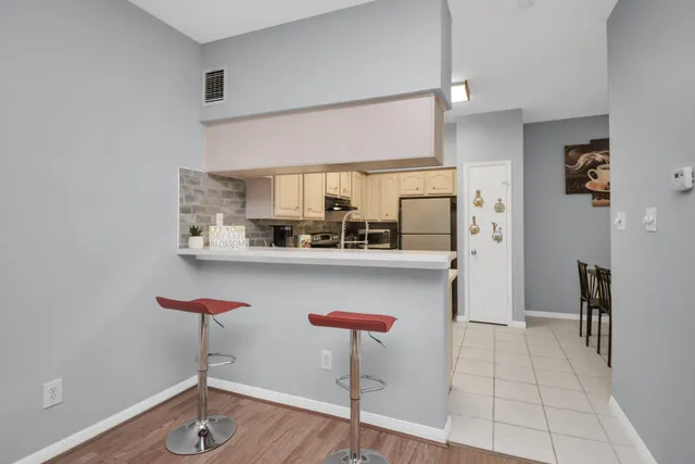 $144,900 | 2626 Holly Hall Street, Unit 1207, Houston, TX 77054