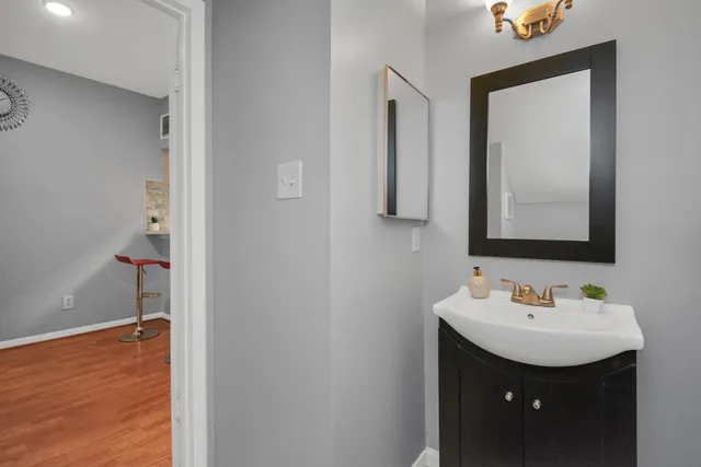 $144,900 | 2626 Holly Hall Street, Unit 1207, Houston, TX 77054