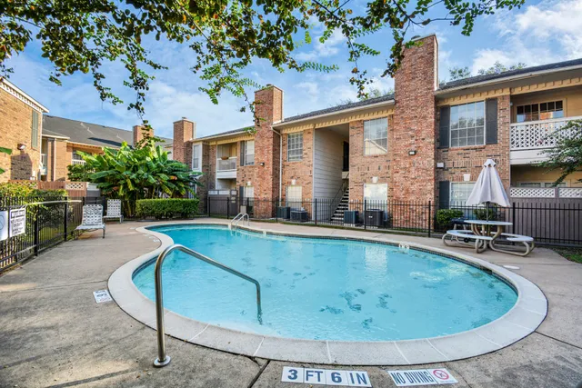 $144,900 | 2626 Holly Hall Street, Unit 1207, Houston, TX 77054