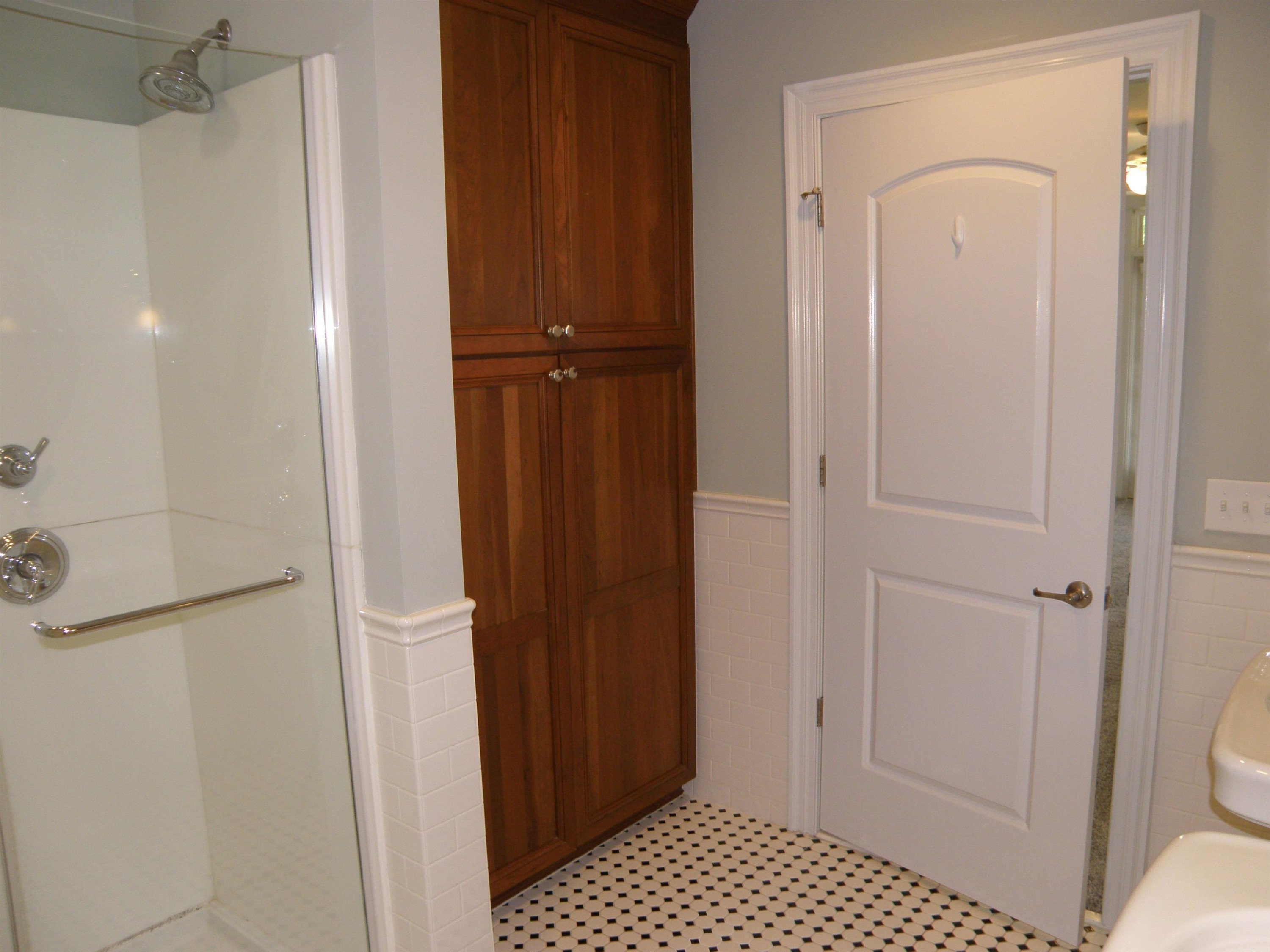 710 Independence Place, Unit 204 Raleigh, NC 27603 - Photo 25 of 27 Master bath