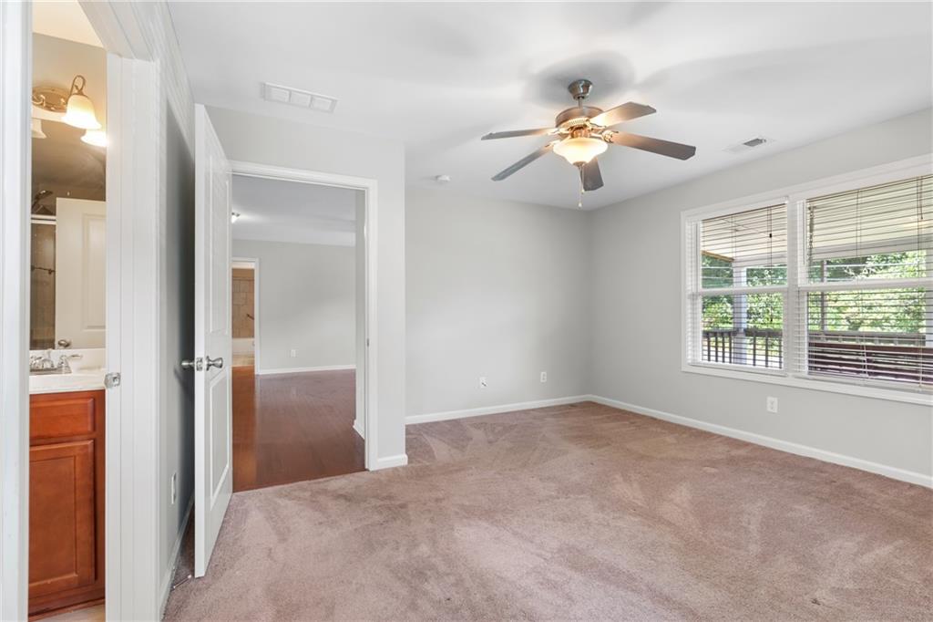 3159 Robinson Avenue Scottdale, GA 30079 - Photo 19 of 45 a view of an empty room with a window